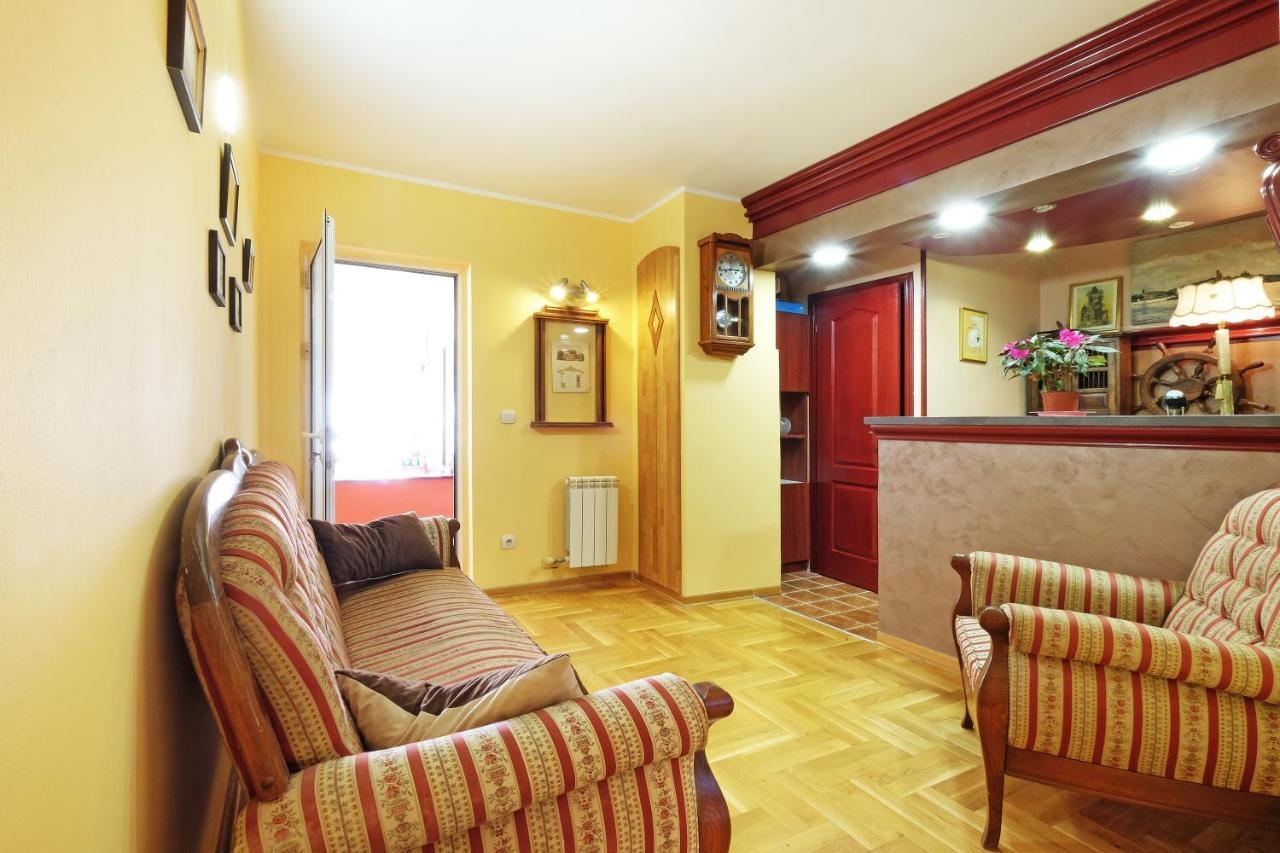 Villa Tower Gardos Belgrad Exteriör bild